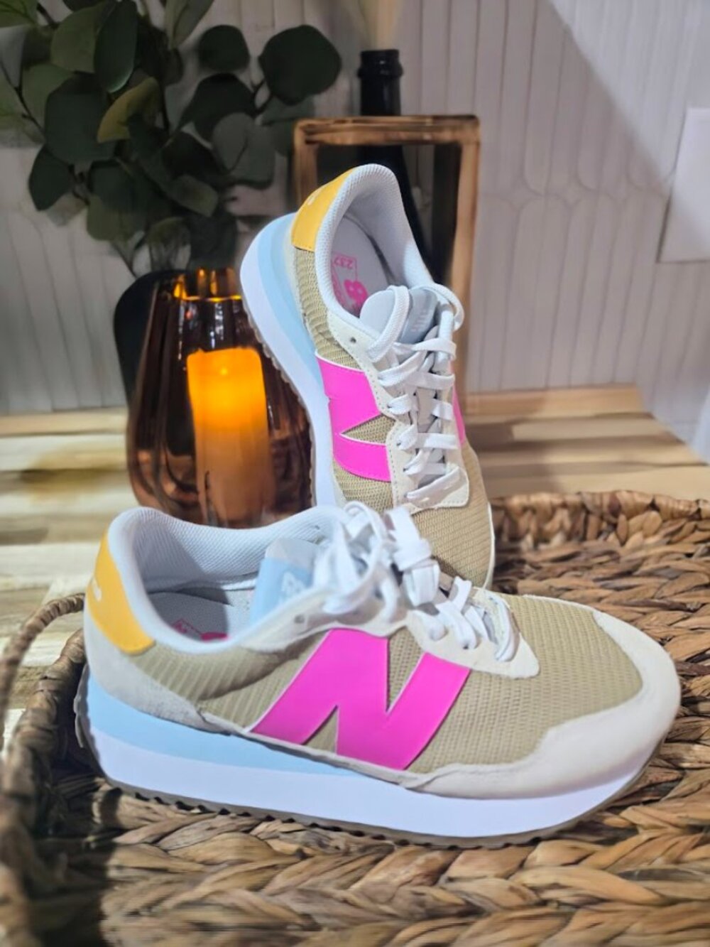 New Balance 237 Retro Sneaker Angora Pink Size US 8.5 NWOB